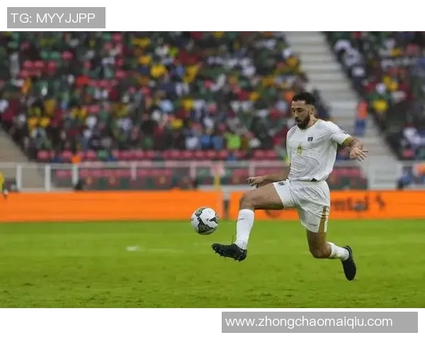 佛得角球员与球迷互动迎战关键战役冲击世界杯梦想